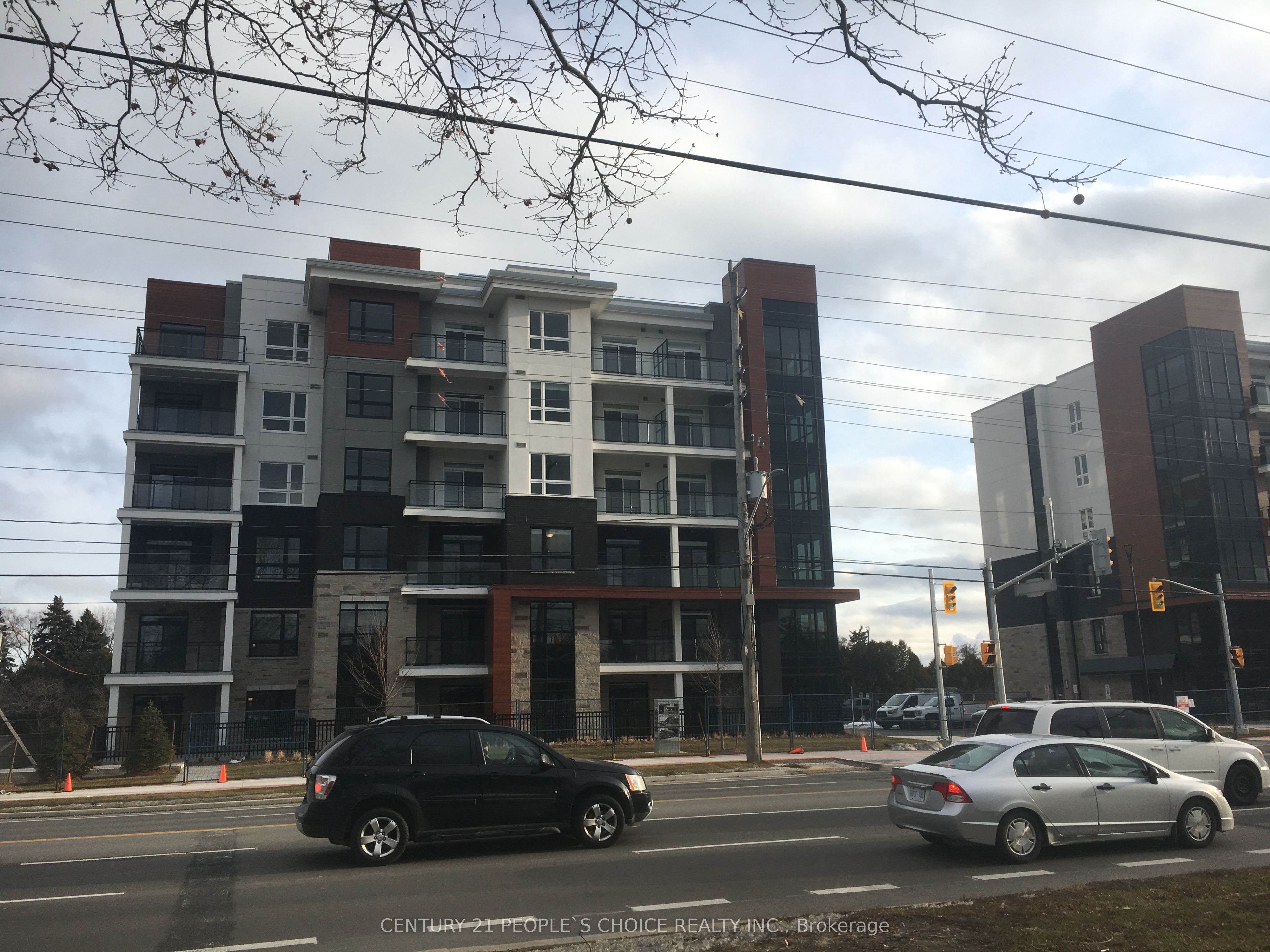 Additional image 2 of 405-340 Plains Road E, Burlington, ON, L7T 0C2