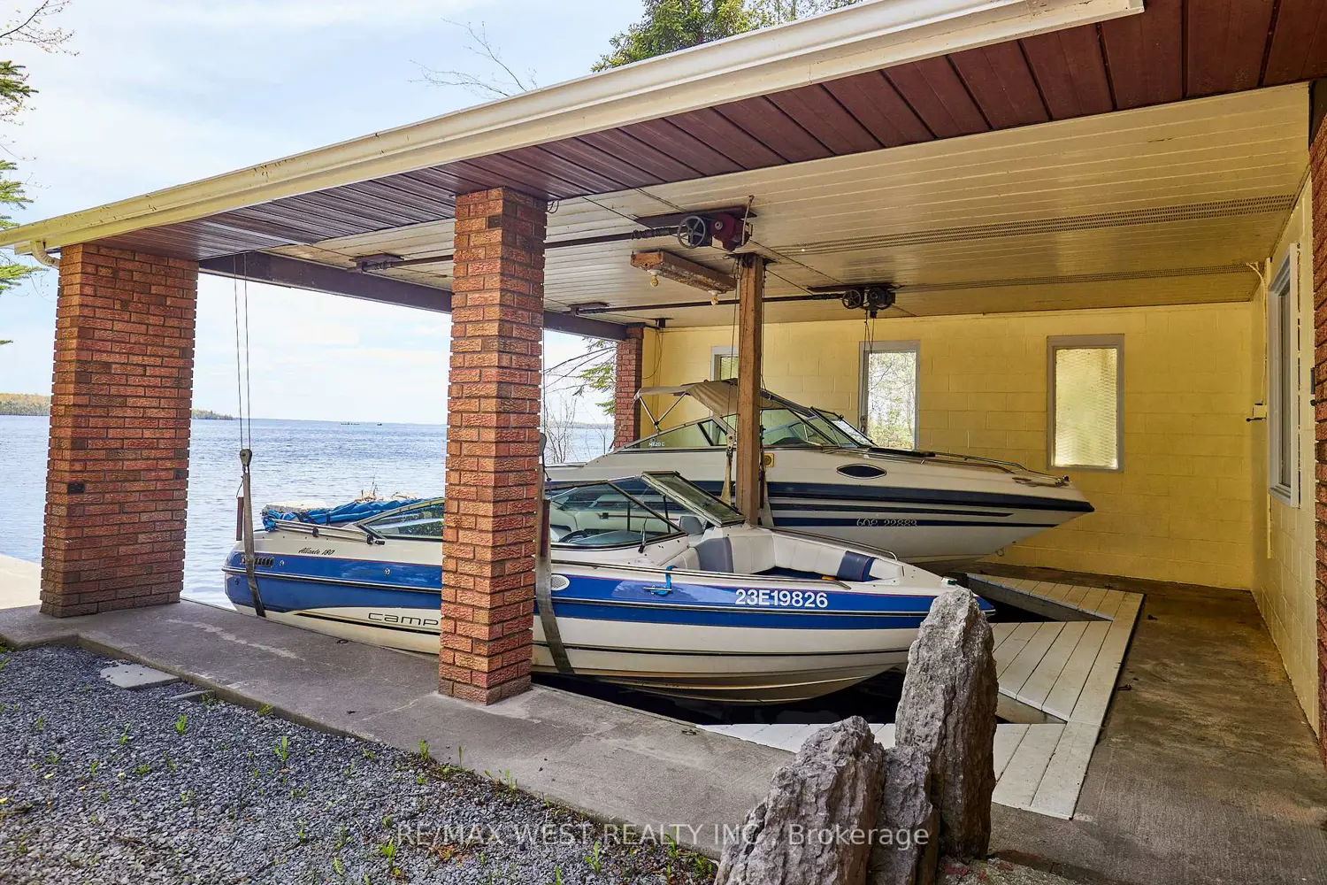 Additional image 8 of 557 Riverside Drive
