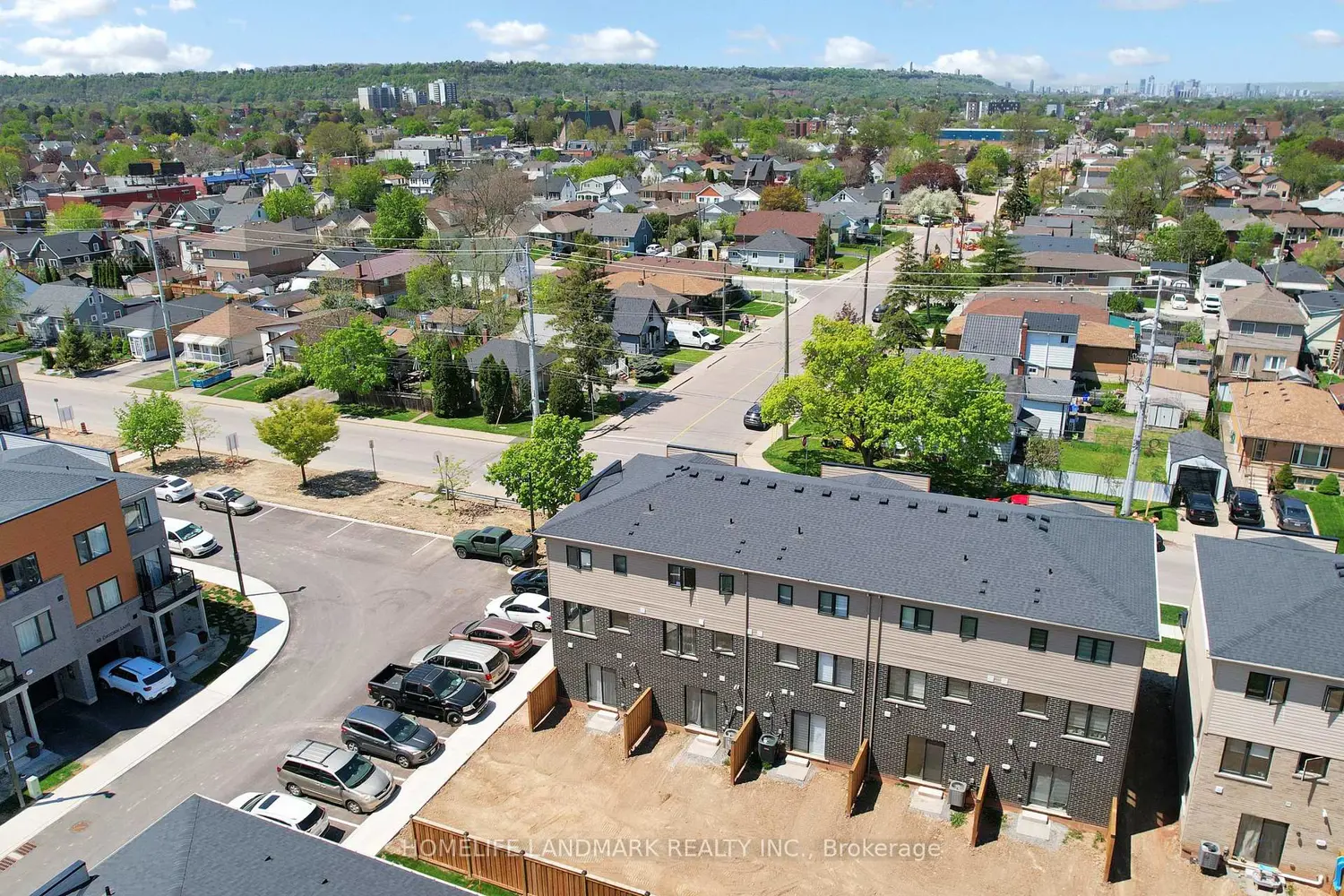 Additional image 17 of 2 Reid Avenue