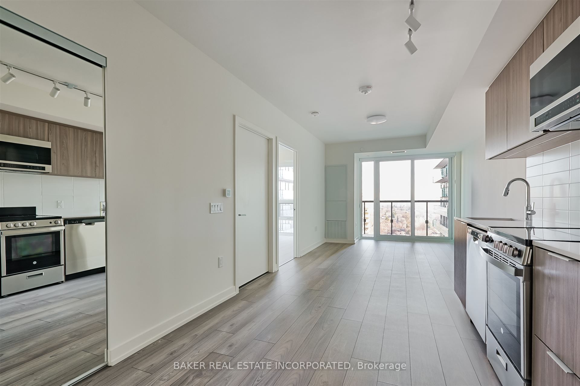 Additional image 4 of 1111-223 Redpath Avenue, Toronto, ON, M4P 0E8