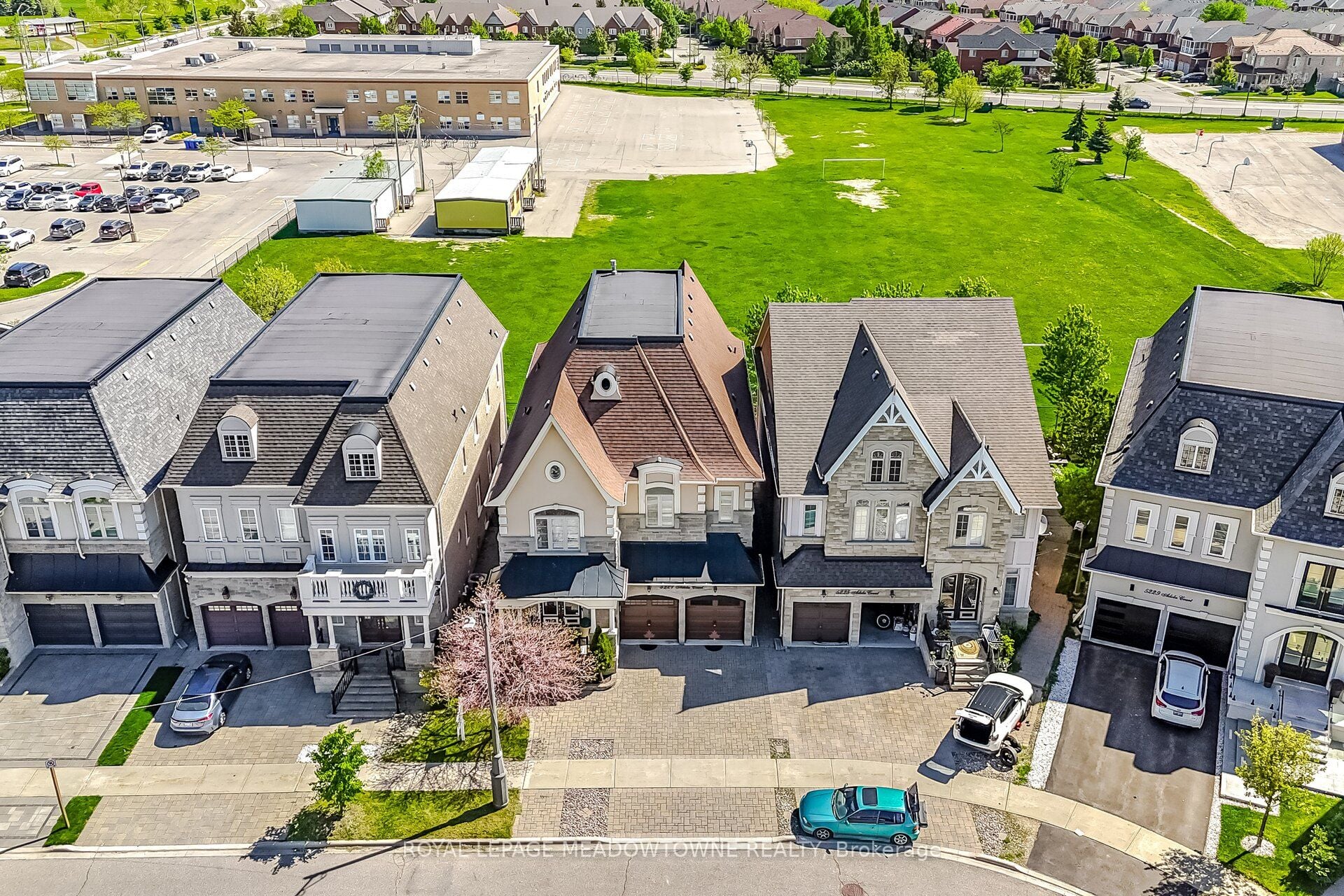 Additional image 2 of 5221 Adobe Court, Mississauga, ON, L5M 0K8