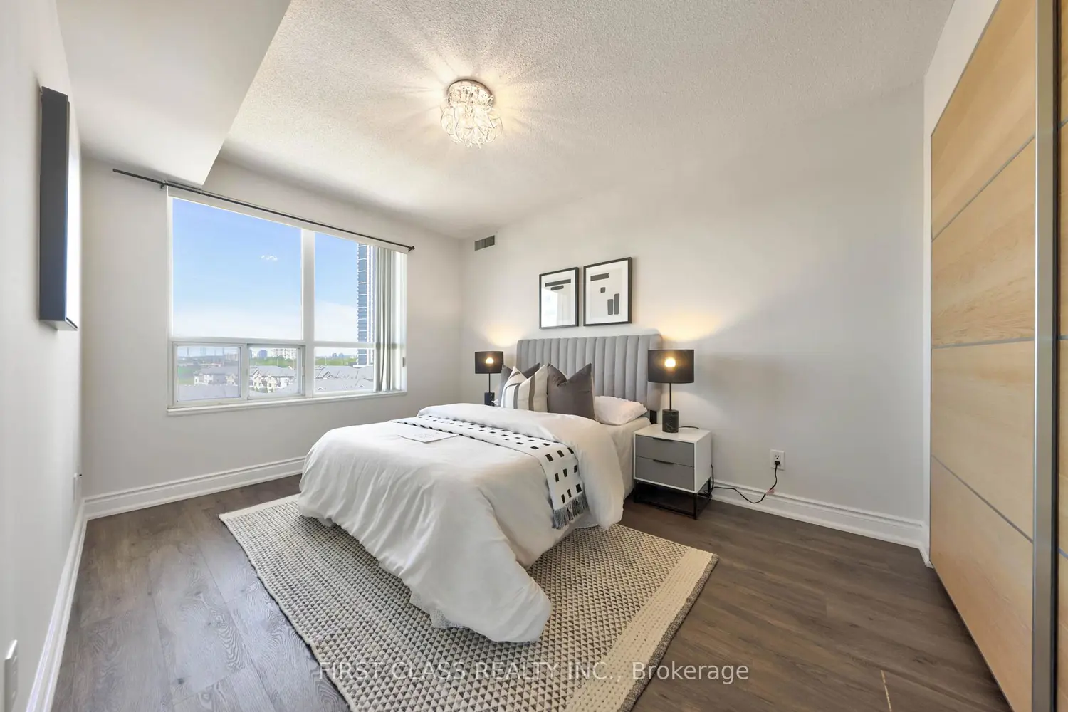 Additional image 13 of 37 Galleria Parkway 916