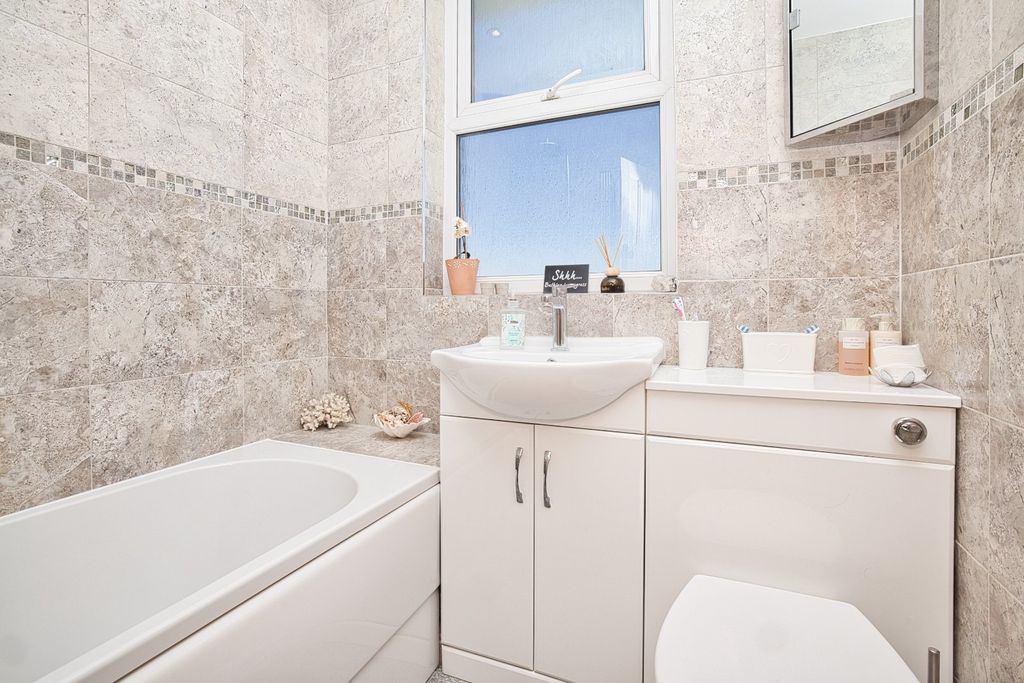 Additional image 14 of 3 bed end terrace house for saleWarten Road, Ramsgate, Kent CT11