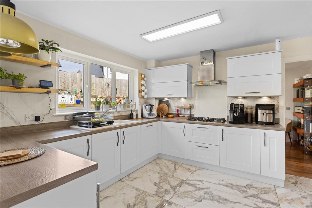 Additional image 7 of 4 bed detached house for sale42 Bluebell Drive, Penicuik EH26