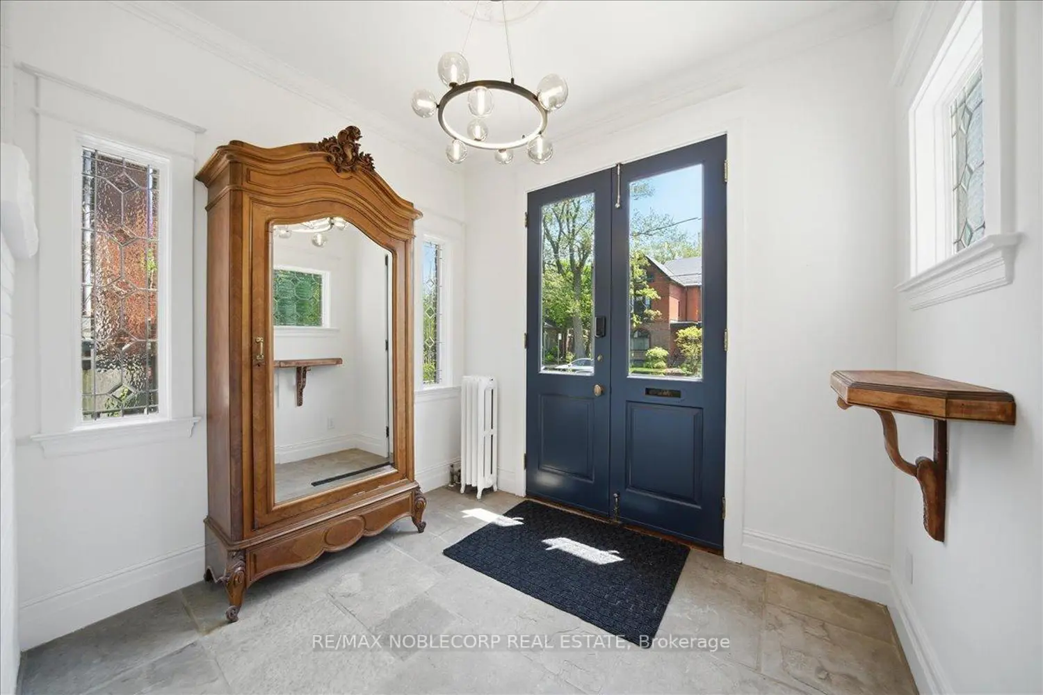38 Glenrose Avenue photo 2