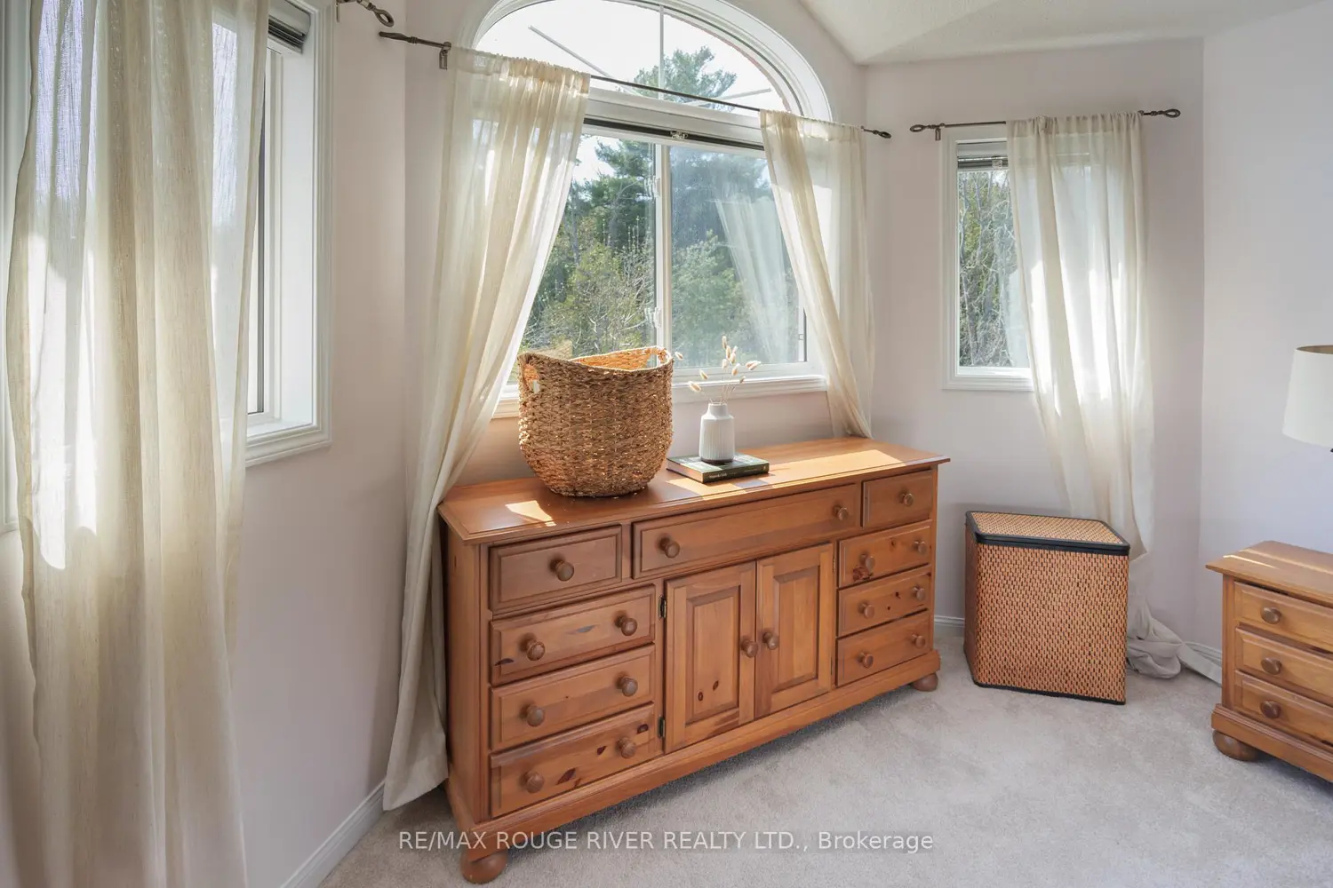 Additional image 12 of 463 Summerpark Crescent