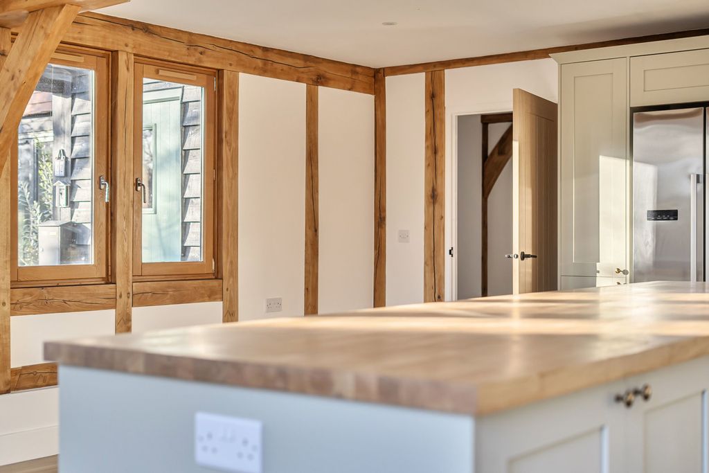 4 bed detached house for saleThorne Road, Minster, Ramsgate CT12 photo 5