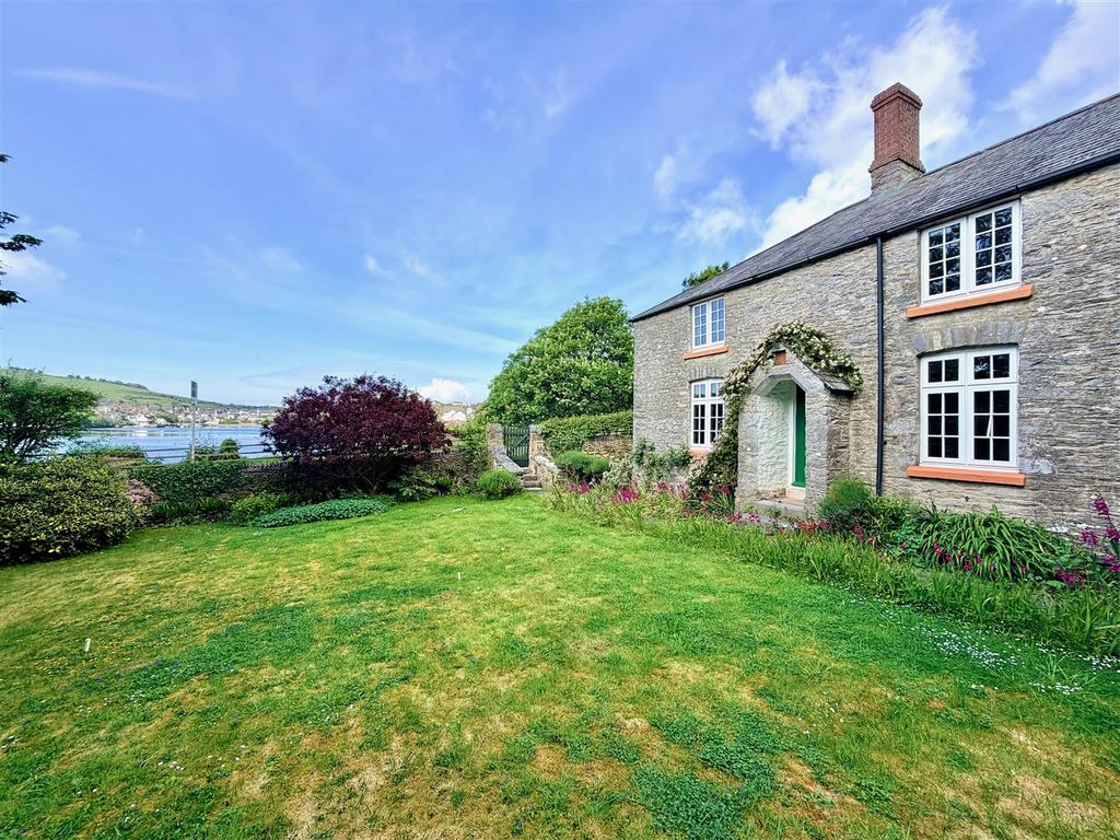 Additional image 56 of 6 bed cottage for saleOreston, Plymouth PL9