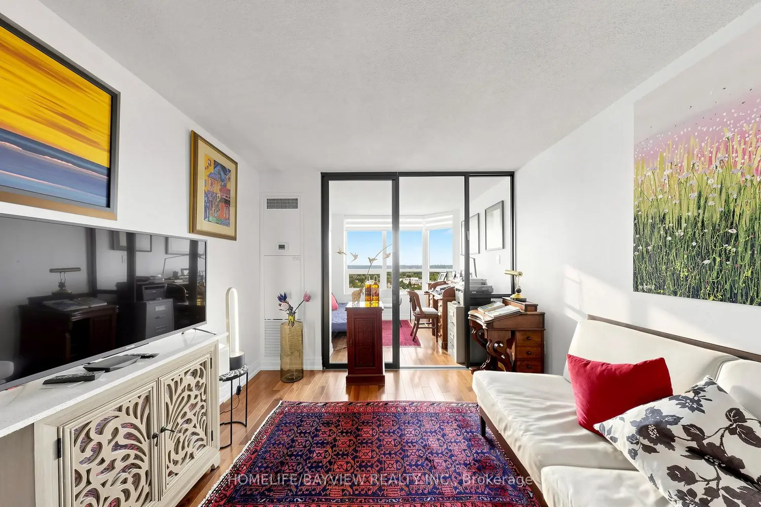 Additional image 8 of 7601 Bathurst Street 902