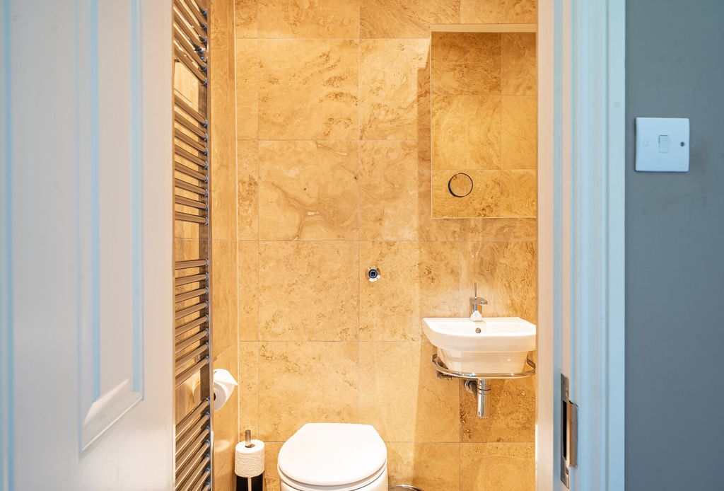 Additional image 10 of 2 bed flat for saleBattlefields, Lansdown, Bath, Gloucestershire BA1