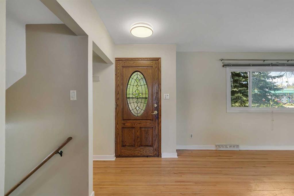 Additional image 3 of 8432 Elbow Drive SW, Calgary, AB, T2V 1K8