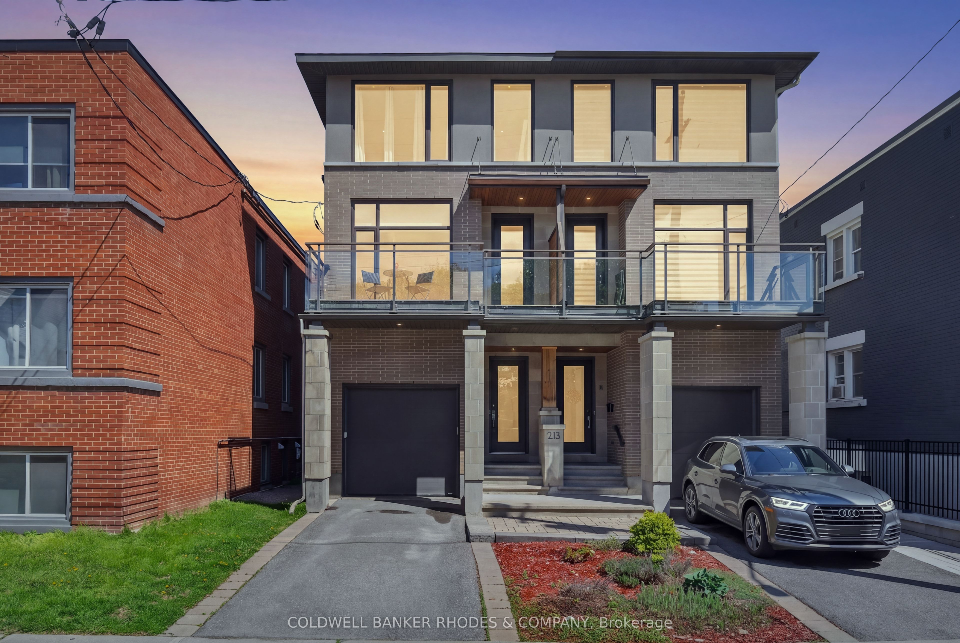 A-213 Ivy Crescent, Ottawa, ON, K1M 1X9