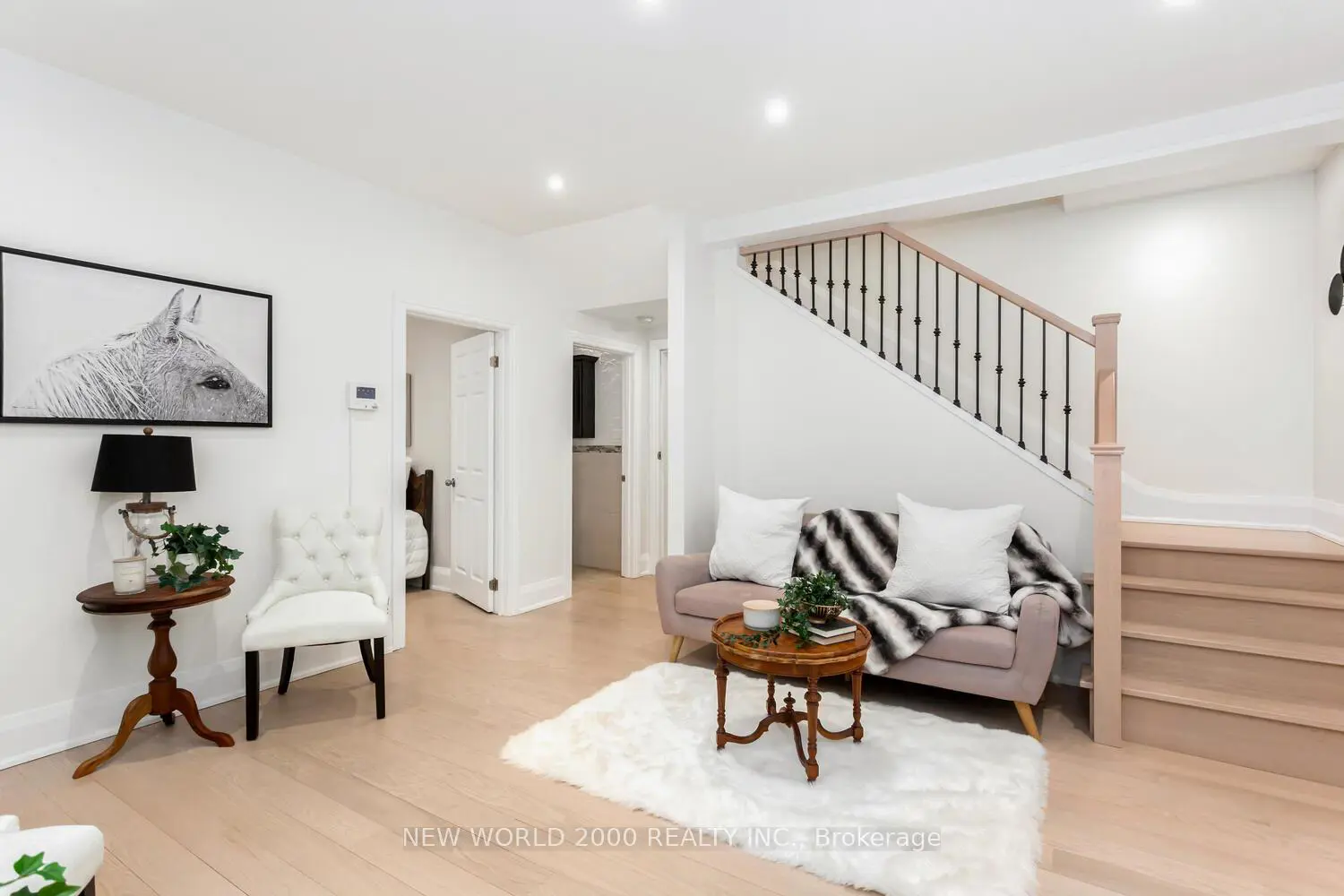 Additional image 6 of 8071 Kipling Avenue