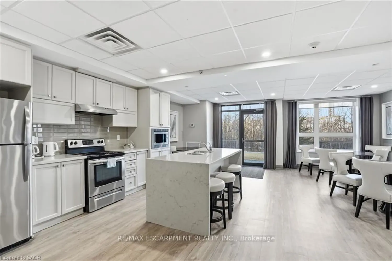 Additional image 15 of 125 Shoreview Place 102