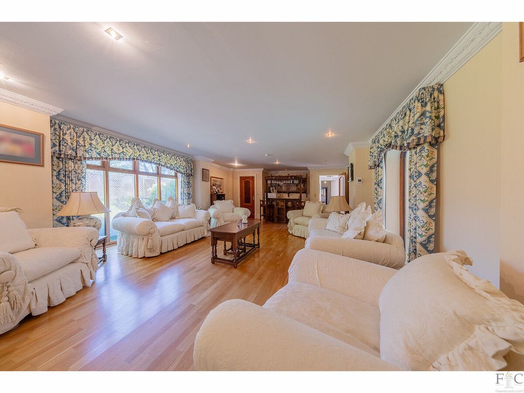 Additional image 22 of 6 bed detached house for saleKnighton Grange Road, Leicester LE2