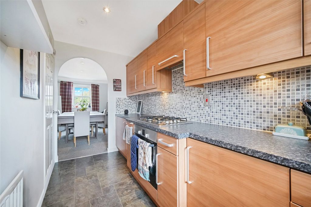 Additional image 11 of 2 bed flat for saleTollbraes Road, Bathgate, West Lothian EH48