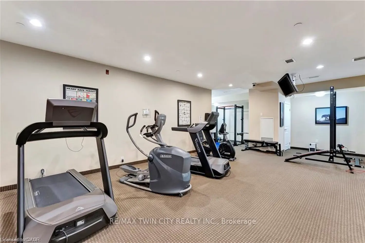 Additional image 19 of 539 Belmont Avenue 1101