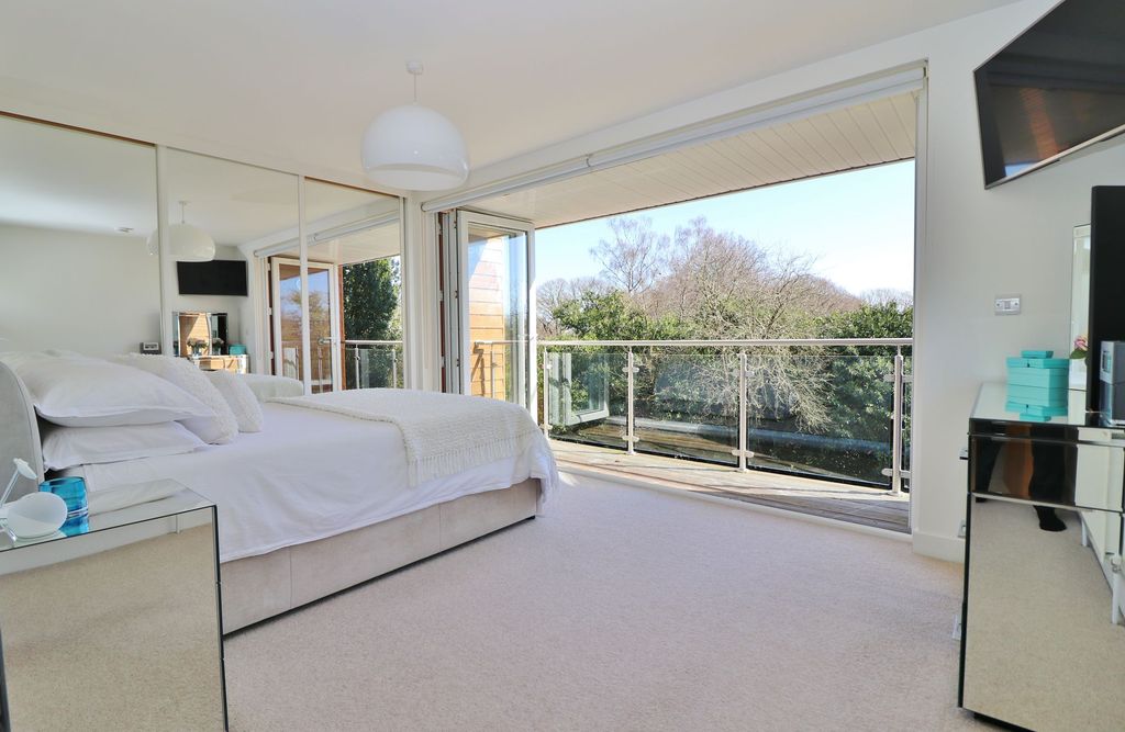 Additional image 12 of 4 bed detached house for saleBursledon Road, Hedge End SO30