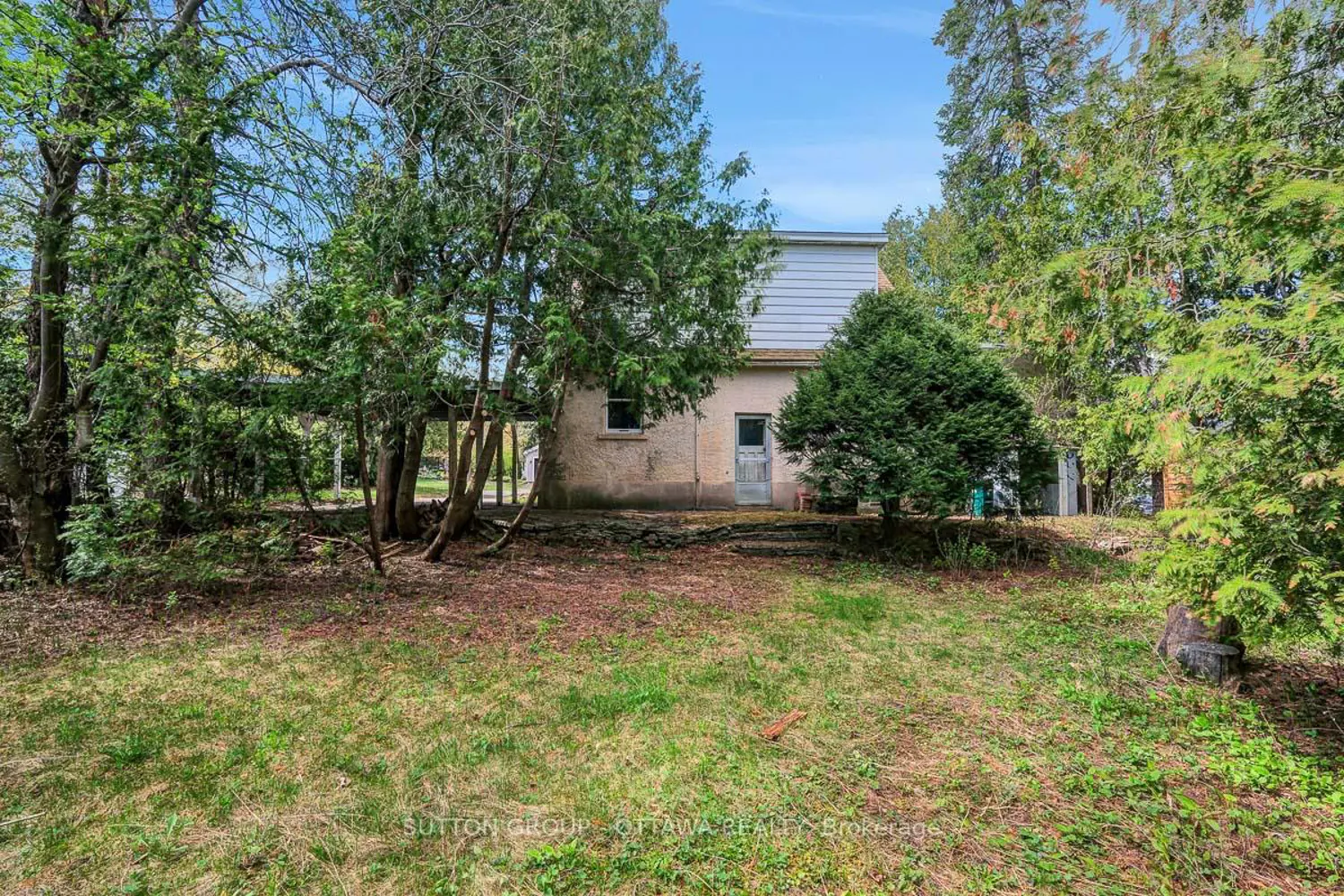 Additional image 16 of 1471 Cavendish Road