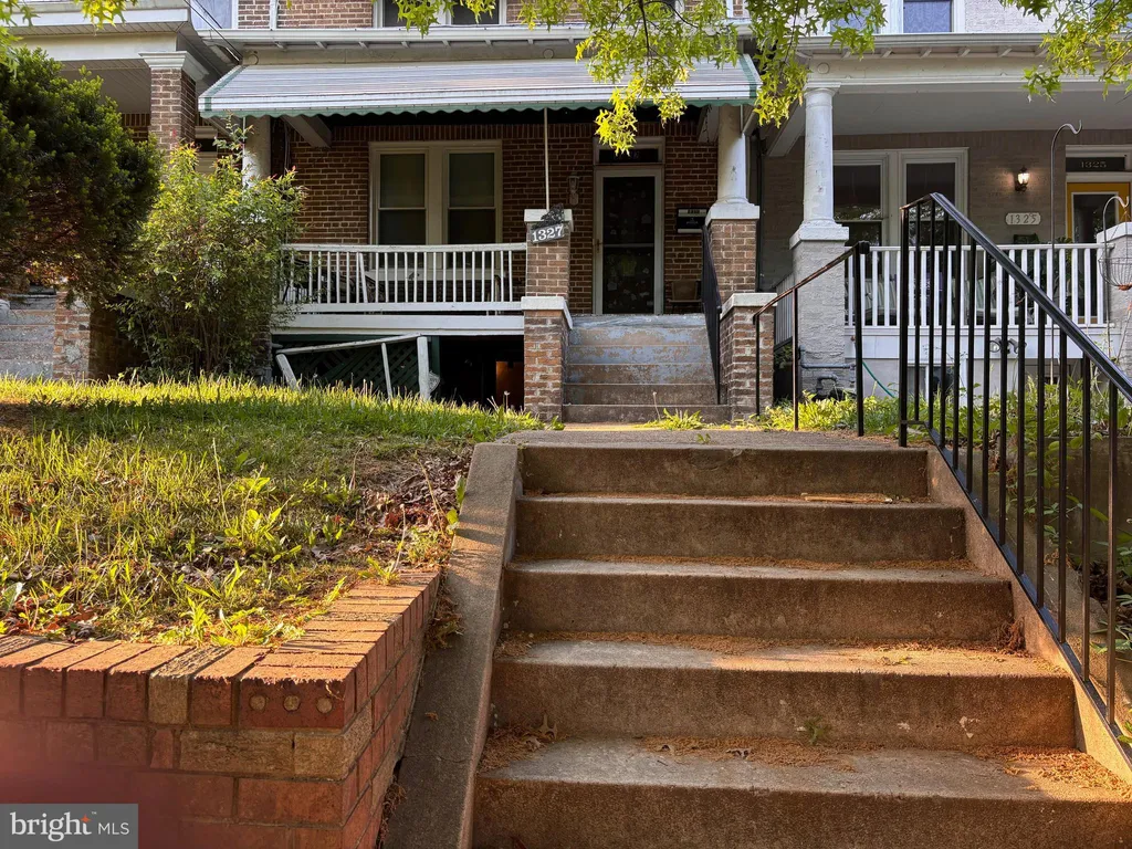 Additional image 2 of 1327 NW Shepherd Street NW, Washington, DC 20011