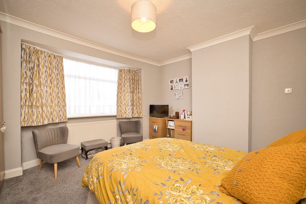 Additional image 11 of 2 bed semi-detached house for saleBursill Crescent, Ramsgate, Kent CT12