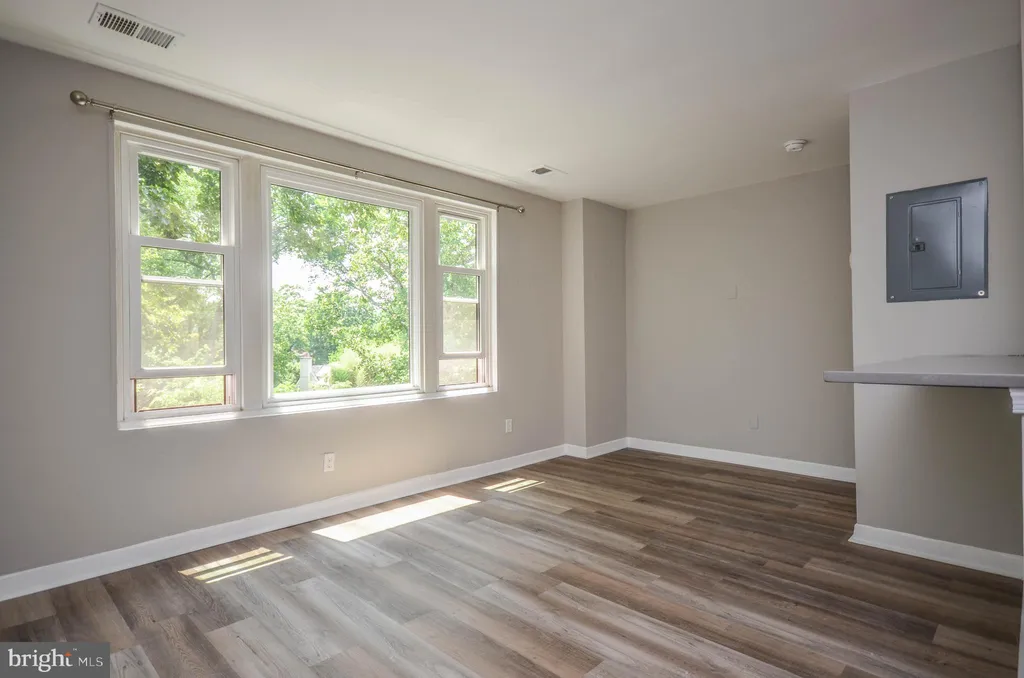 Additional image 2 of 4840 Macarthur Boulevard NW Unit 404, Washington, DC 20007