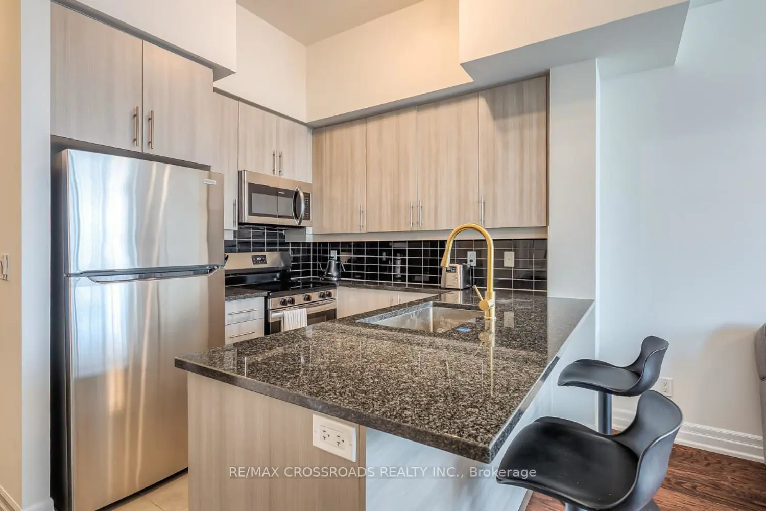 Additional image 6 of 8110 Birchmount Road 203