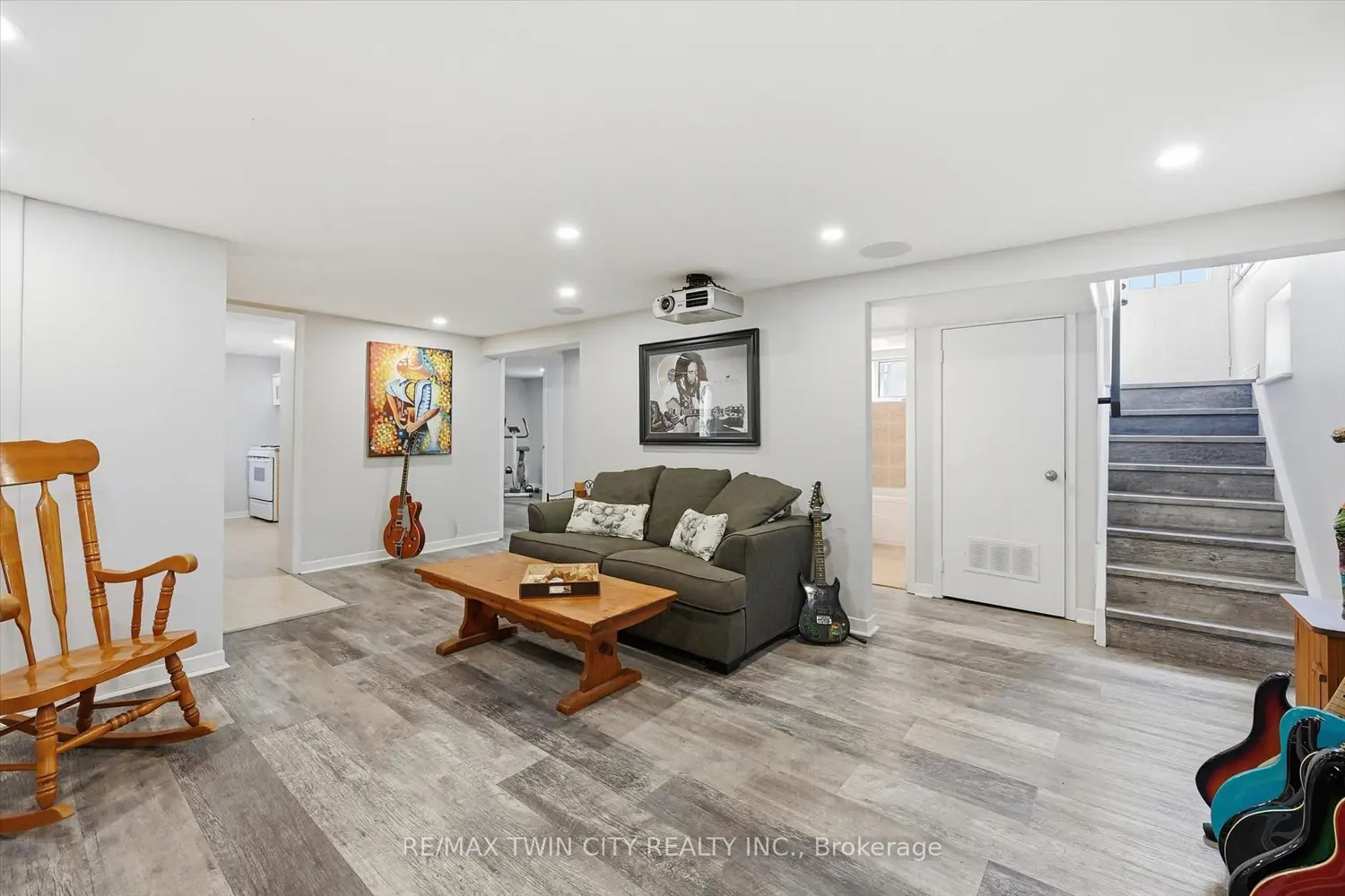 Additional image 12 of 8 Delrex Boulevard
