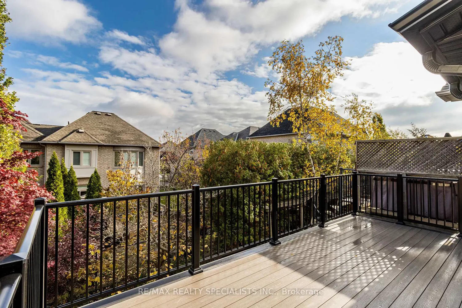 Additional image 18 of 2115 Pinevalley Crescent