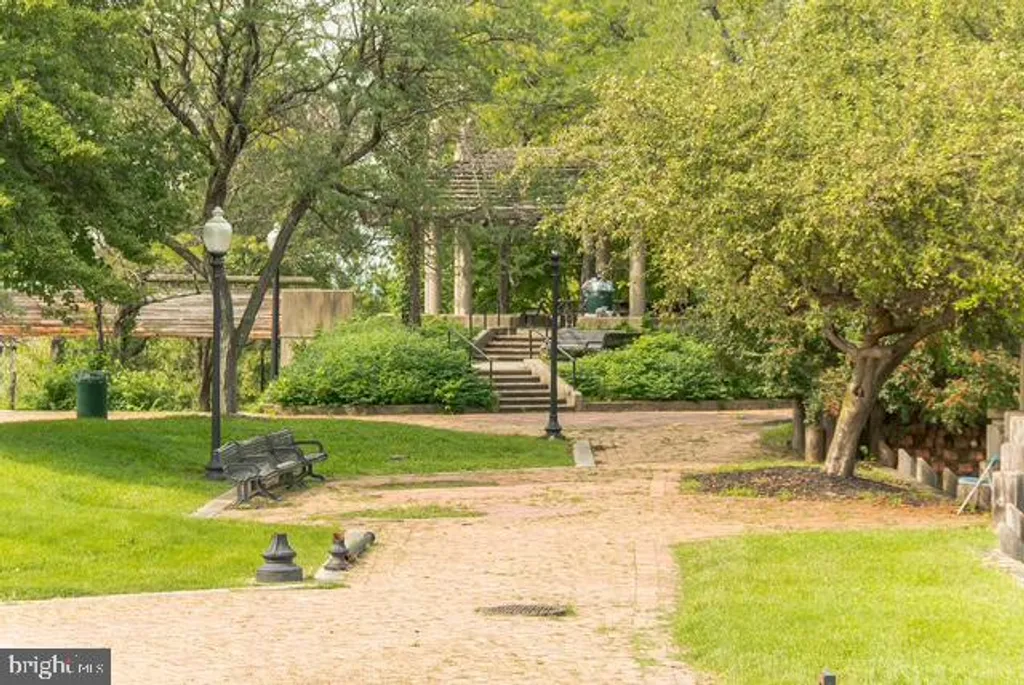 Additional image 30 of 2526 Baldwin Crescent NE, Washington, DC 20018