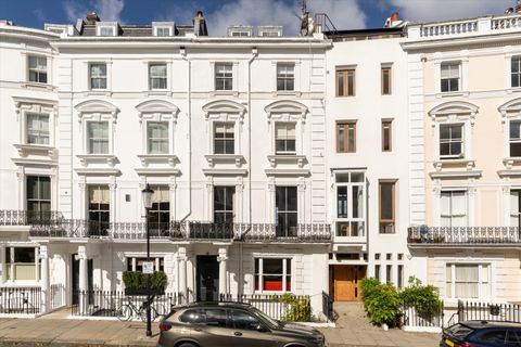 Lansdowne Crescent, Notting Hill W11