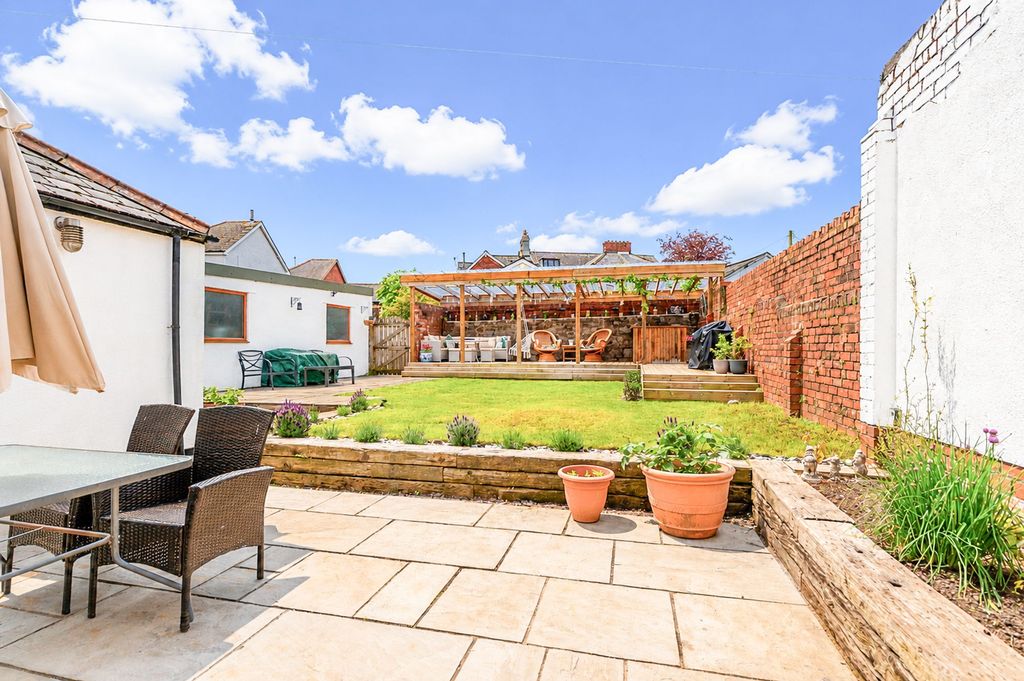 Additional image 4 of 4 bed detached house for salePark View, Pontypool NP4