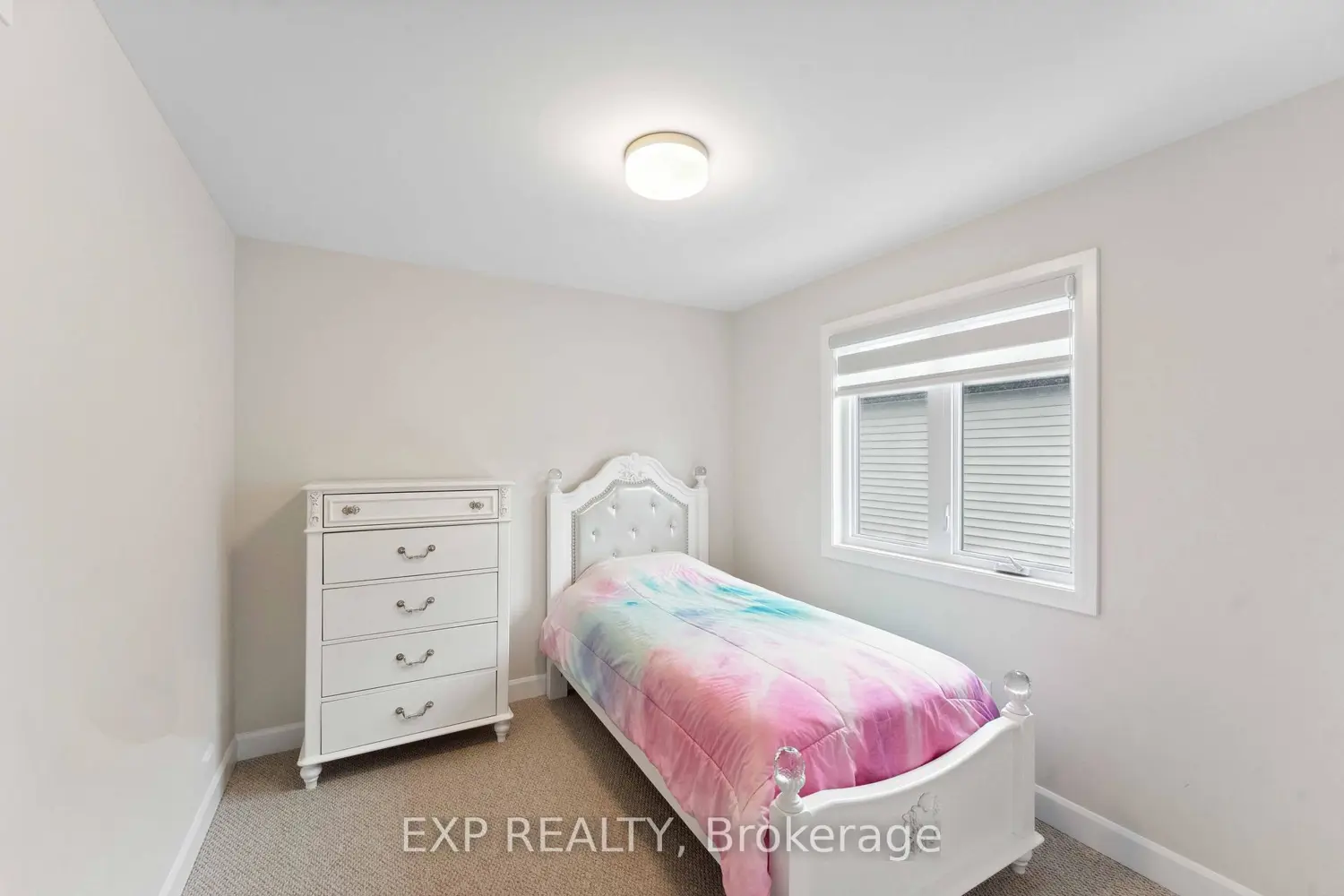934 Clarkia Street photo 5