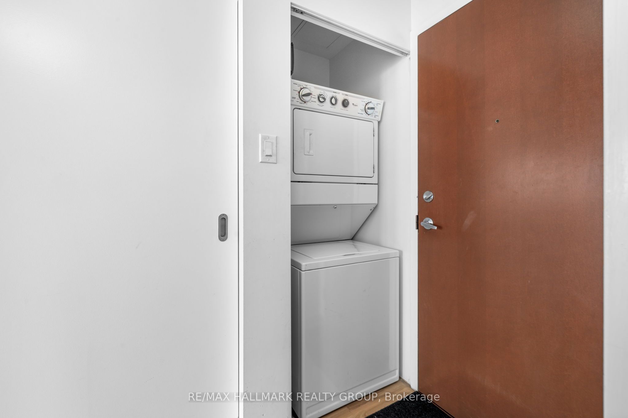 Additional image 5 of 2207-324 Laurier Avenue W, Ottawa, ON, K1N 6P6