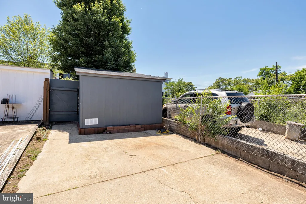Additional image 46 of 908 Girard Street NE, Washington, DC 20017