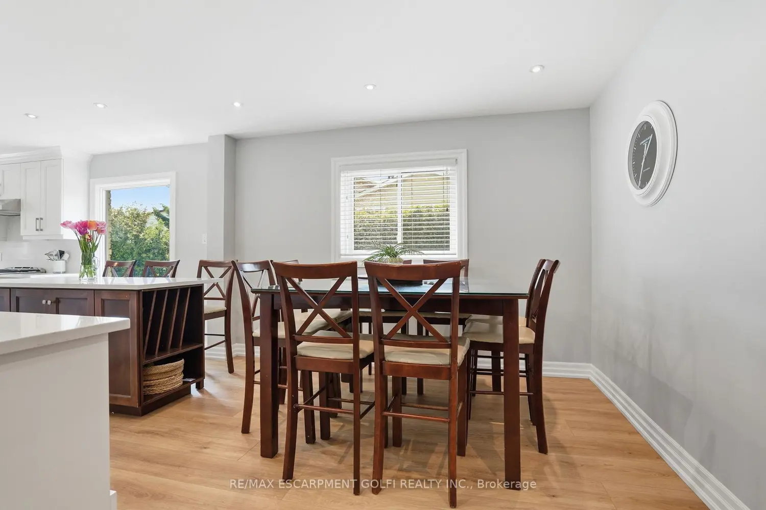 Additional image 4 of 1 Oakmeadow Place