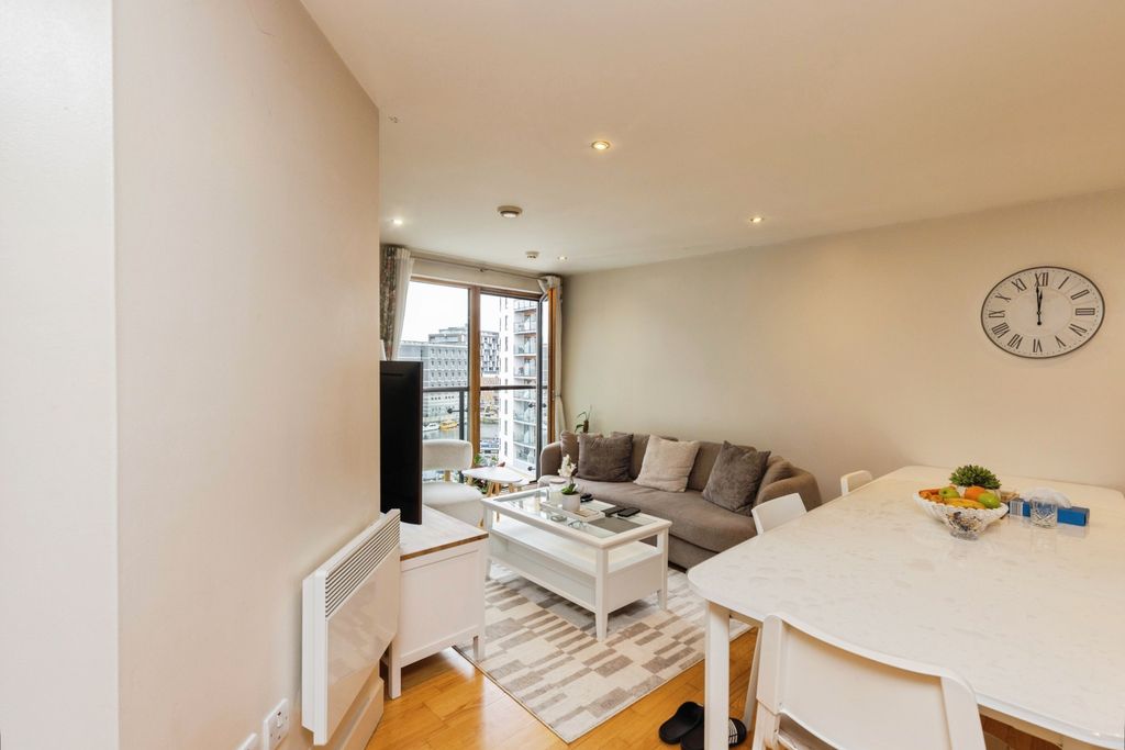 Additional image 6 of 2 bed flat for saleArmouries Way, Leeds LS10