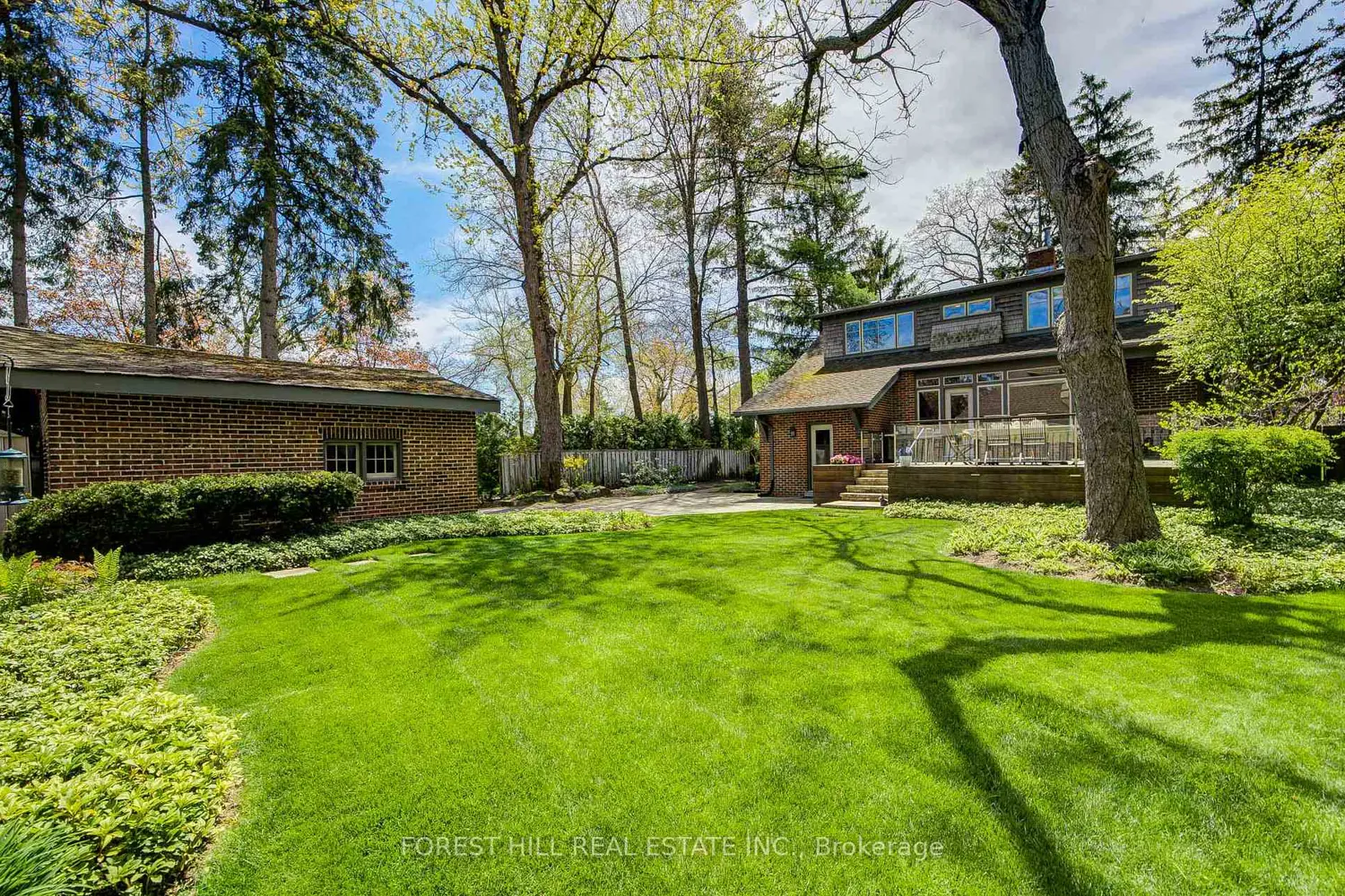 Additional image 17 of 1381 Lorne Park Road