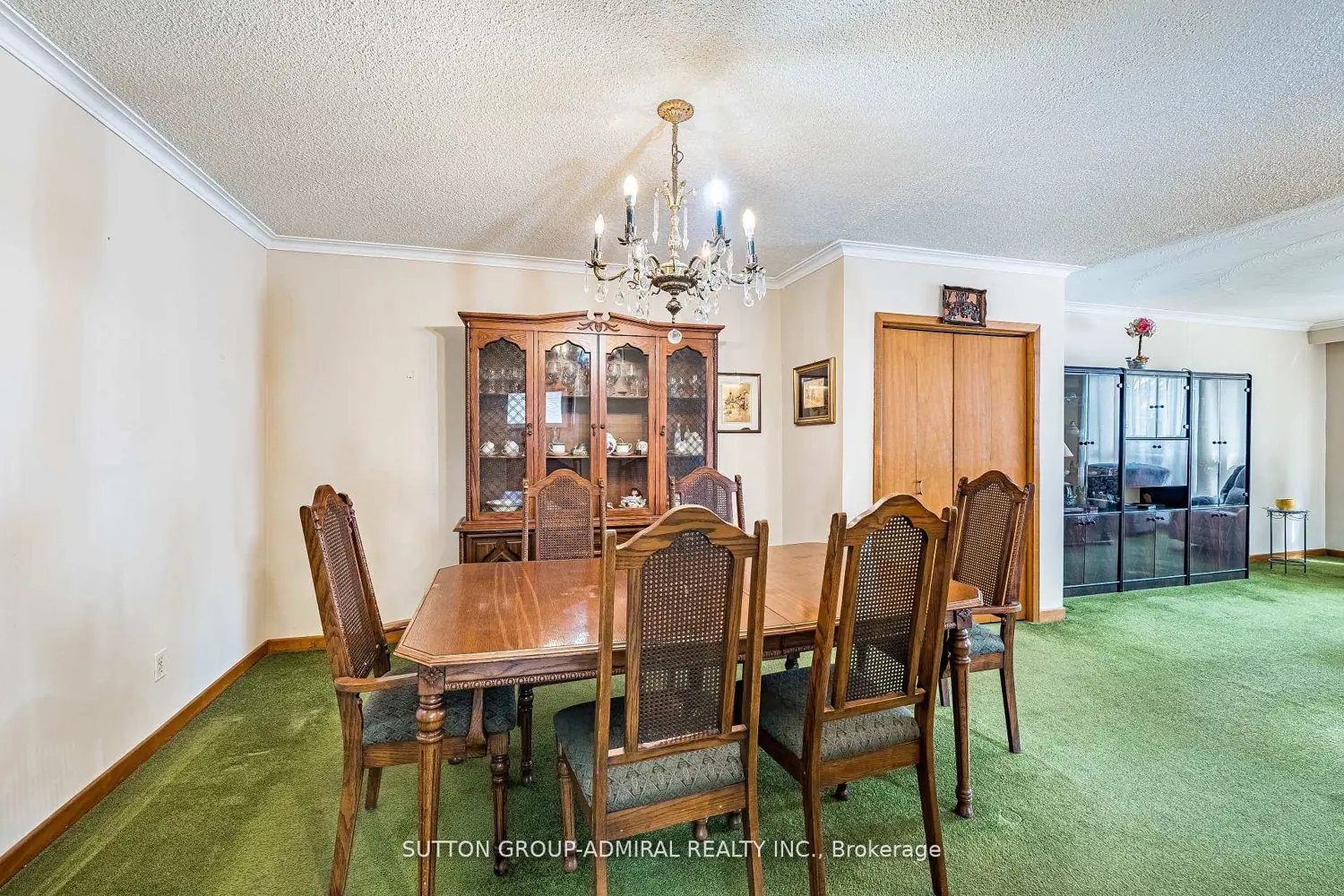 92 Redgrave Drive photo 4
