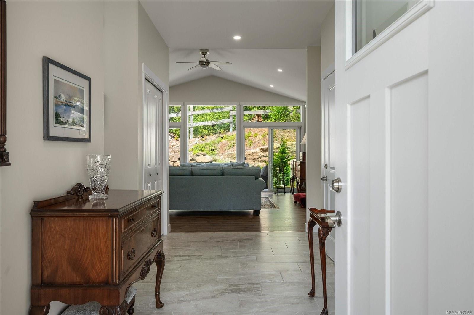 Additional image 3 of 1613 Roberta Road S, Nanaimo, BC, V9X 0B6