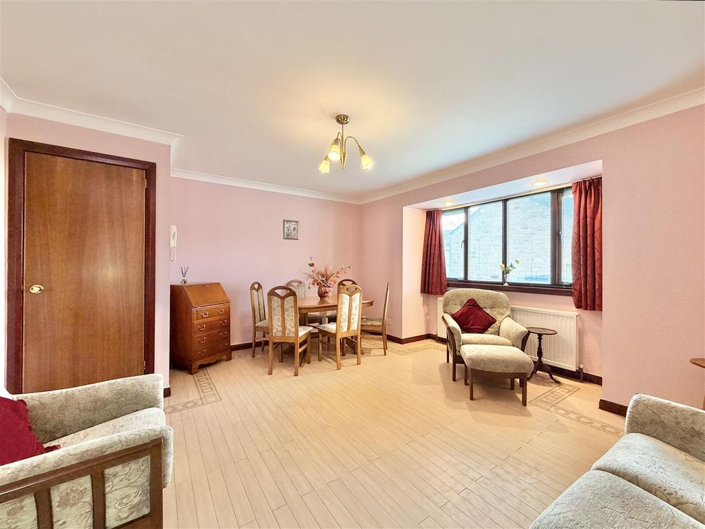 Additional image 2 of 2 bed flat for salePortland Place, Hamilton ML3