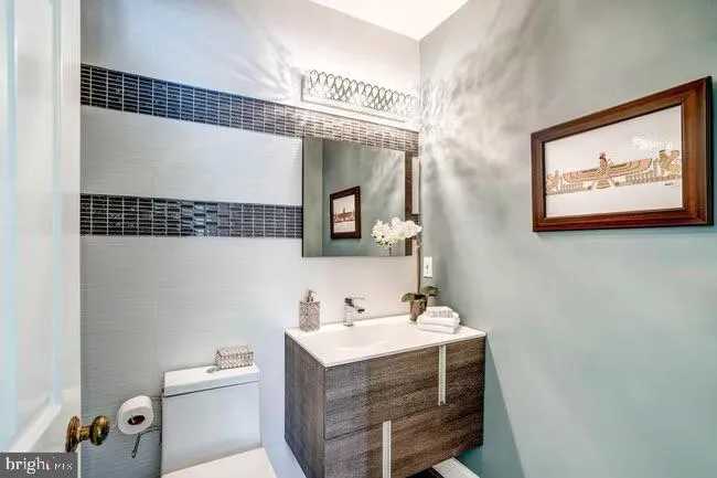Additional image 57 of 3233 Sutton Place NW Unit A, Washington, DC 20016
