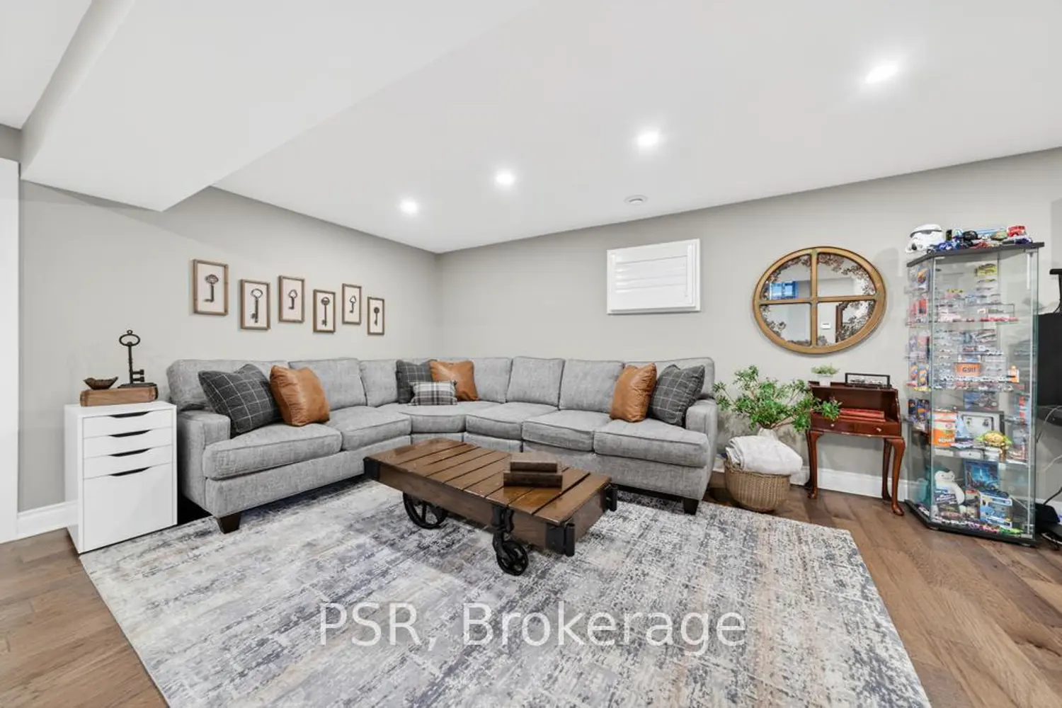 Additional image 17 of 323 Queen Victoria Drive