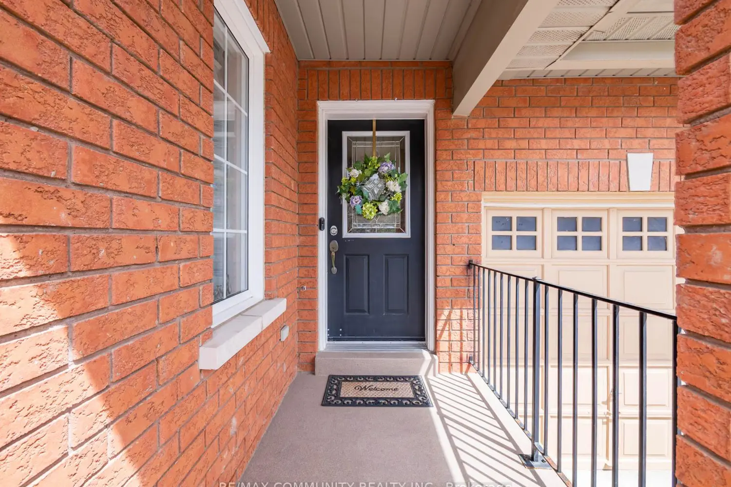 54 Morland Crescent