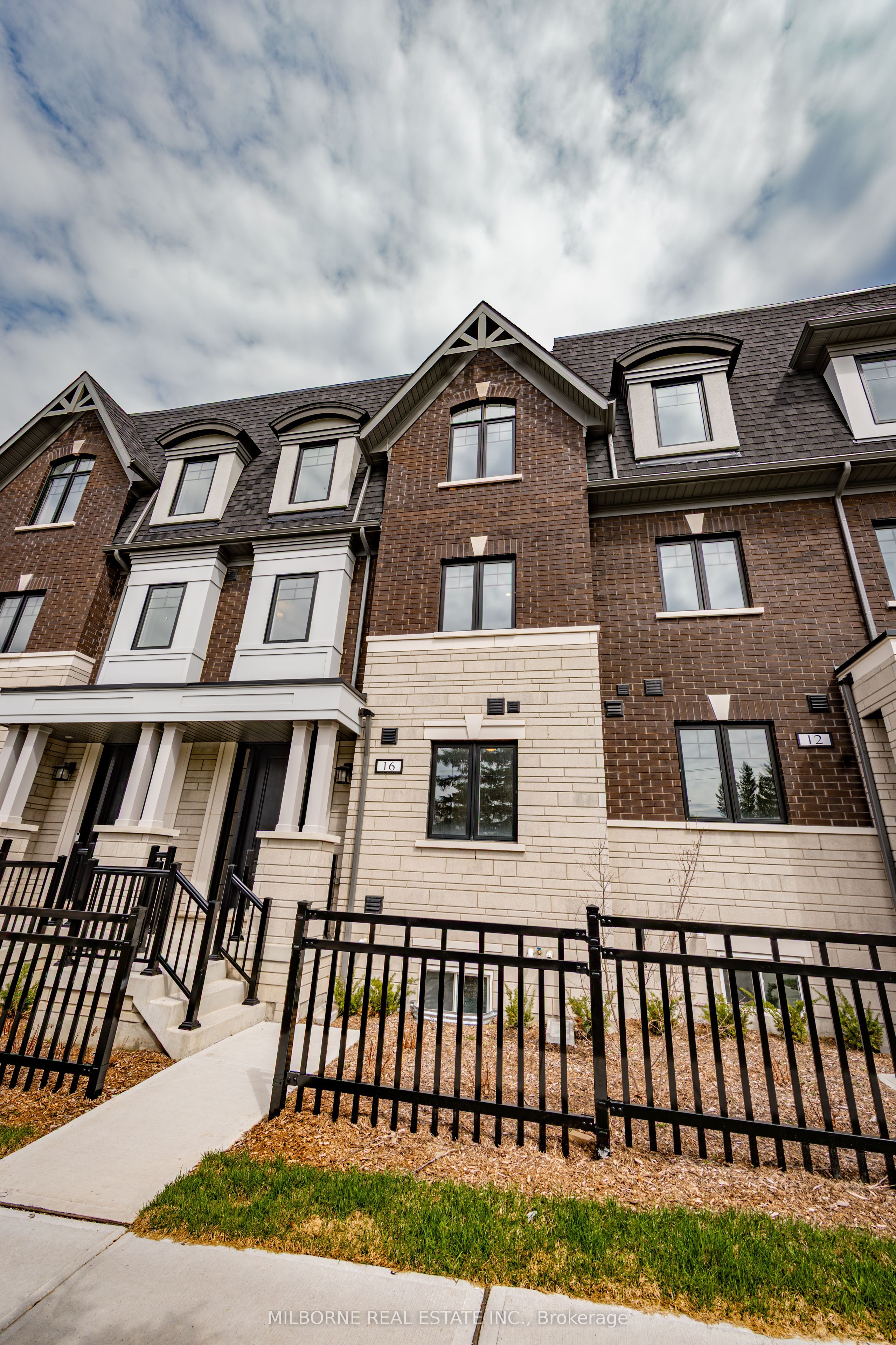 Additional image 3 of 16 Fred Beaton Place, King, ON, L7B 1G2