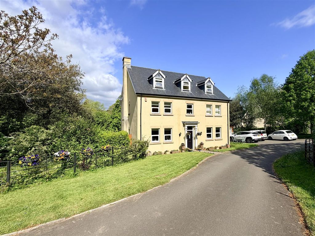 Additional image 43 of 5 bed detached house for saleManadon Park, Plymouth PL5