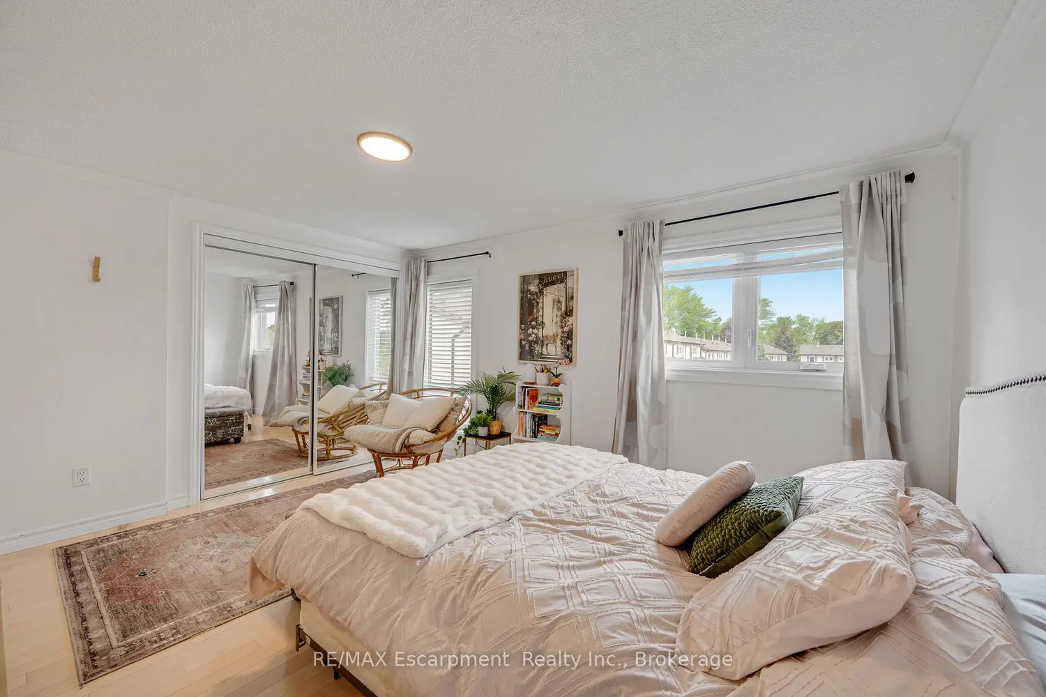 Additional image 11 of 2411 Sovereign Street 6