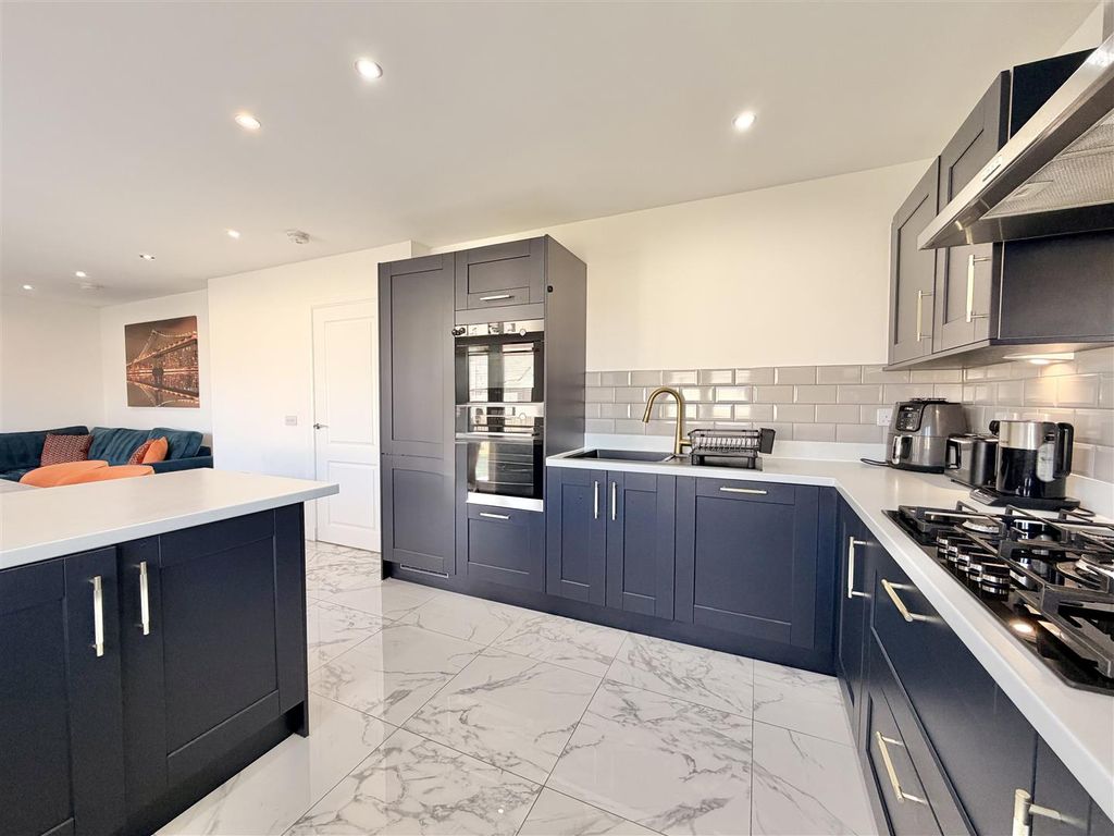 Additional image 5 of 5 bed detached house for saleJersey Lane, Hamilton ML3