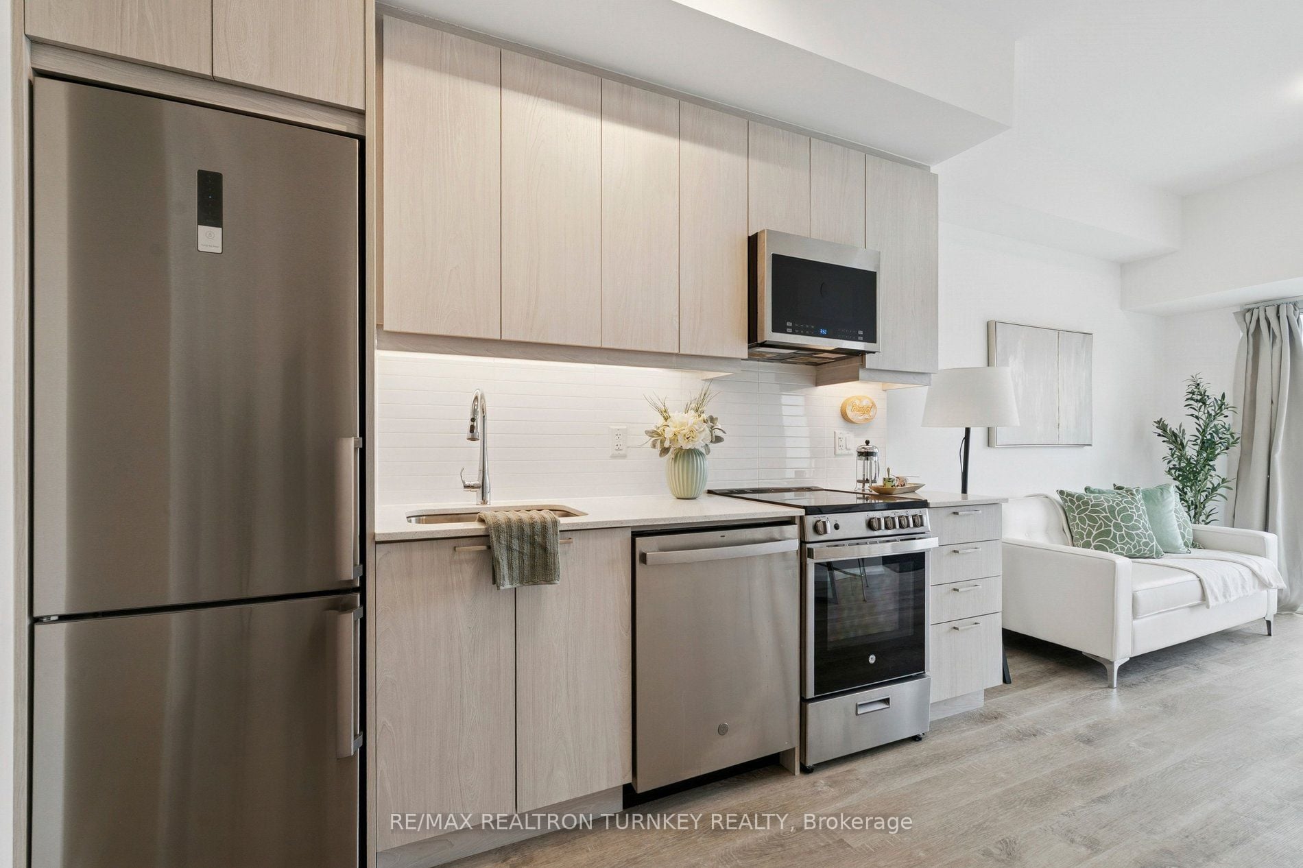 Additional image 6 of 018-185 Deerfield Road, Newmarket, ON, L3Y 0G7