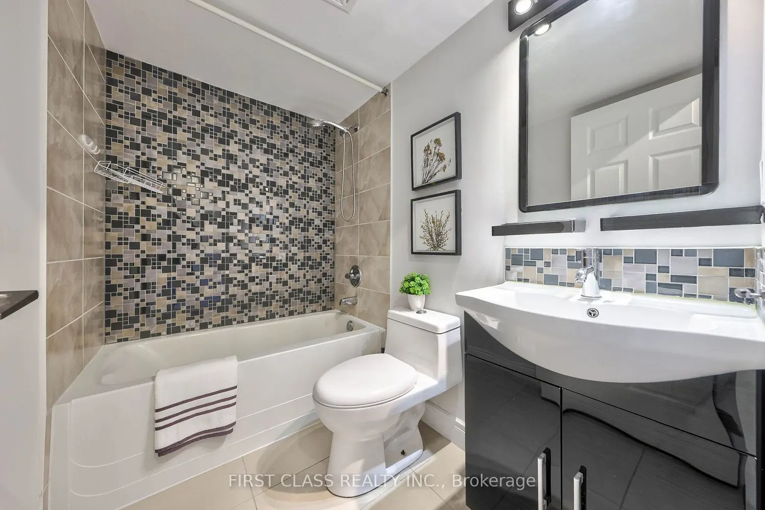 Additional image 12 of 37 Galleria Parkway 916
